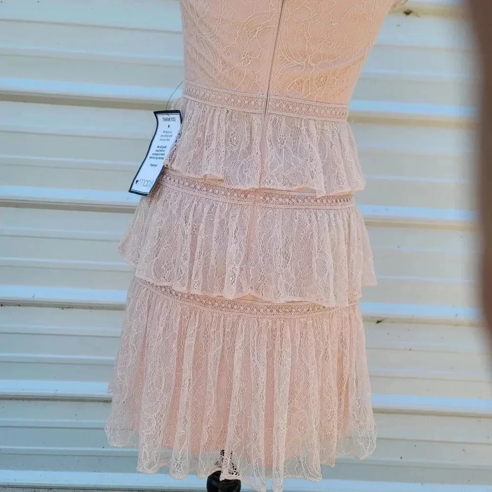 NWT ADRIANNA PAPELL Women's Satin Blush Pink Tiered Lace Mini A-Line Dress sz 0